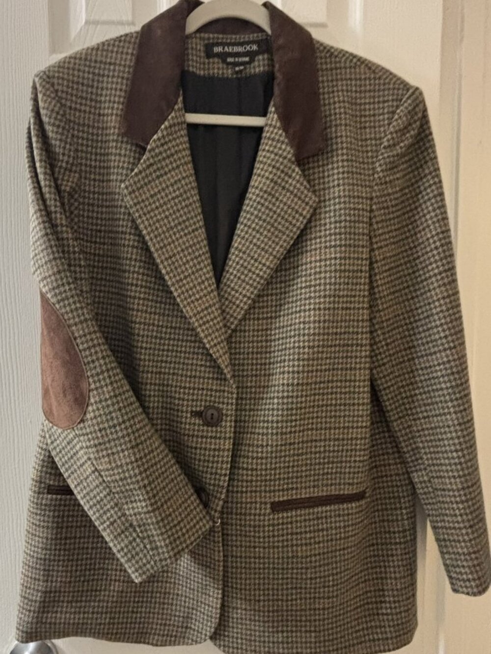 Braebrook Wool blend plaid blazer.